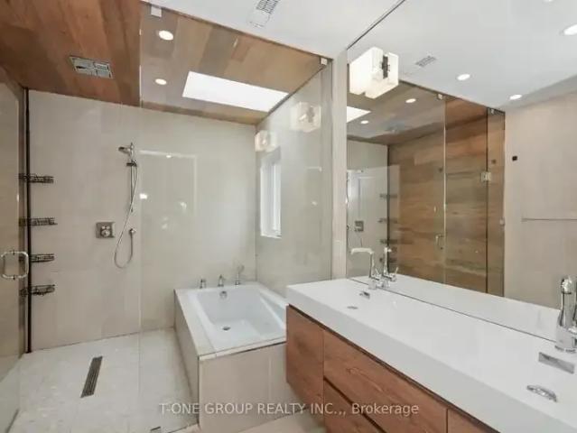 For Rent 3 Bedroom House Toronto ON DS104224423