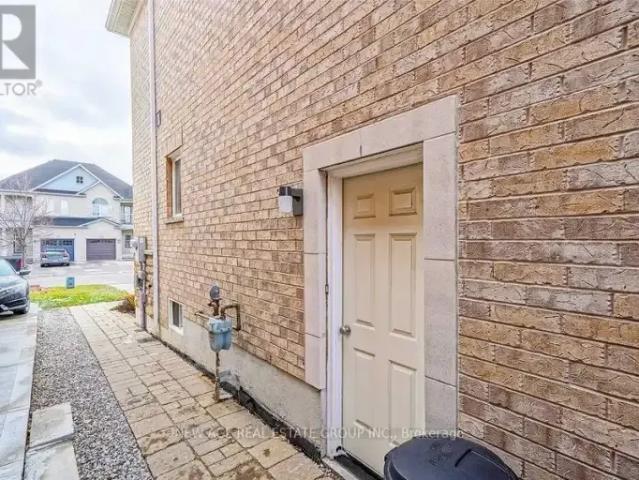 For Rent 3 Bedroom House Vaughan ON DLS103091746
