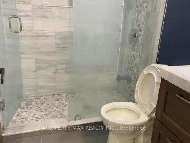 For Rent 3 Bedroom House Vaughan ON DS102243218