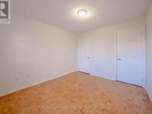 For Rent 3 Bedroom House Vaughan ON DS102794986