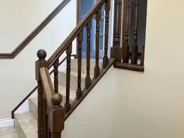 For Rent 3 Bedroom House Vaughan ON DS103542349