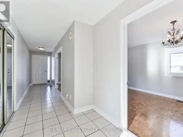 For Rent 3 Bedroom House Vaughan ON DS104711700