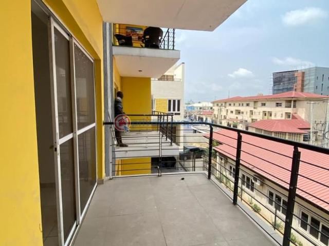 For rent: 3 bedroom Mini Flat Lekki Phase 1 Lagos PID: 6PCQKD | Private Property Nigeria