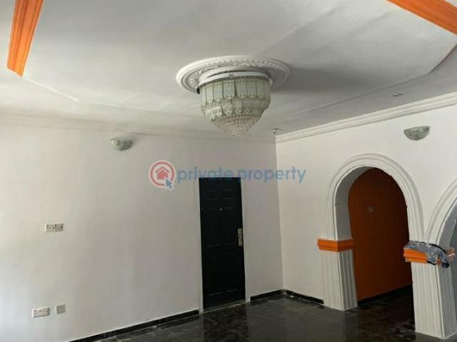 For rent: 3 bedroom Self Contain Heritage Akala Express Ibadan Oyo PID: 6PAZXG | Private Property Nigeria