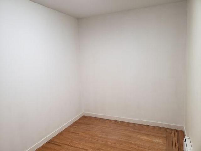 For Rent 3 Bedroom Shared Living/roommate New Westminster BC DLS97421220