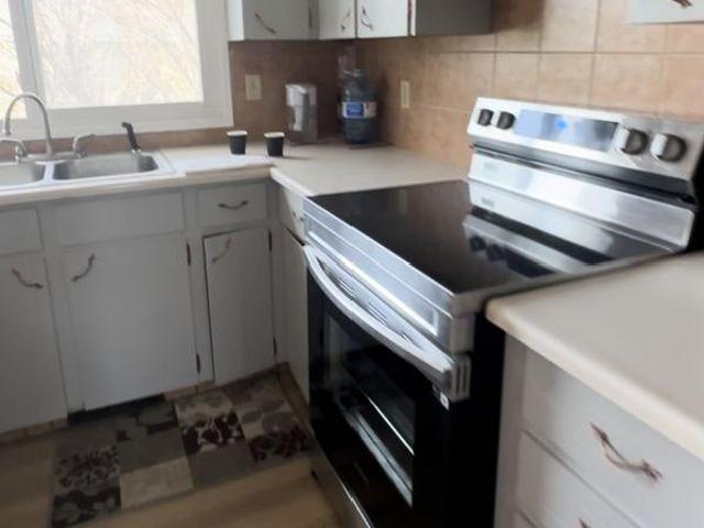 For Rent 3 Bedroom Shared Living/roommate Calgary AB DLS97414534