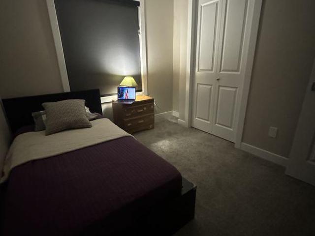 For Rent 3 Bedroom Shared Living/roommate Edmonton AB DLS96644563