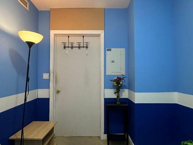 For Rent 3 Bedroom Shared Living/roommate Toronto ON DLS91232644