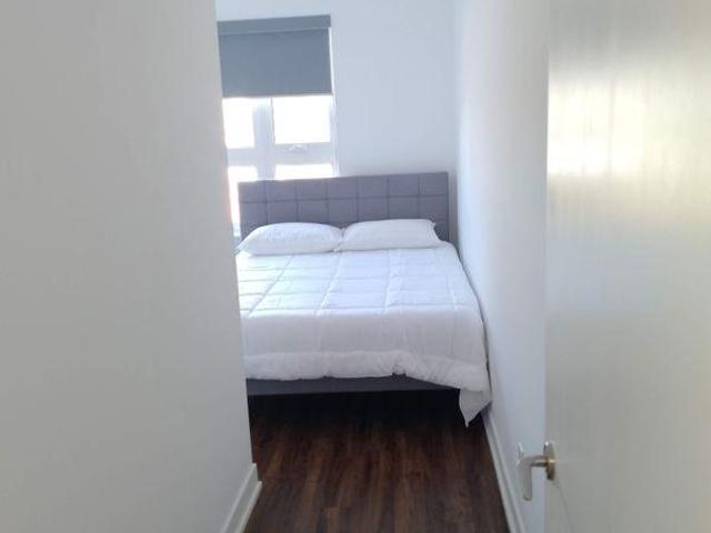 For Rent 3 Bedroom Shared Living/roommate Toronto ON DS97417903
