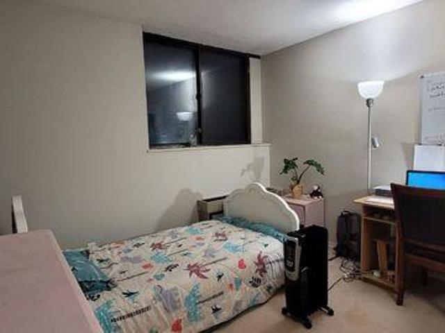 For Rent 3 Bedroom Shared Living/roommate Waterloo ON DLS97413888
