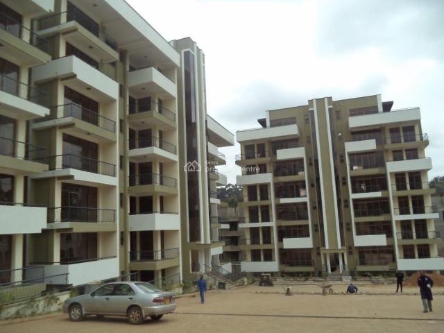 For Rent: 3 Bedroom Plus Dsq Apartment In Lavington, Hatheru Road, Lavington, Nairobi | 3 Beds, 3 Baths Ref: 51413 Kenya Property Centre KPC