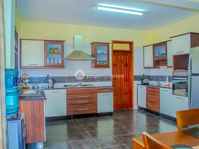 For Rent: 3 Bedroom With Dsq Apartment, Gitanga Road, Lavington, Nairobi | 3 Beds, 3 Baths Ref: 66782 Kenya Property Centre KPC