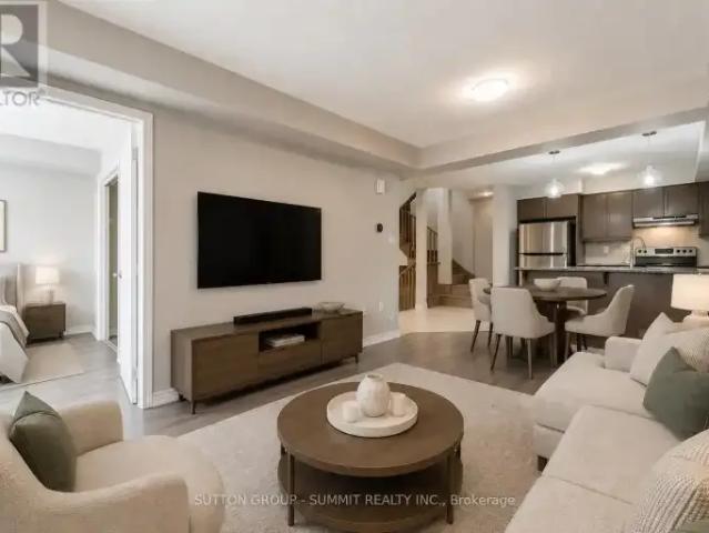 For Rent 3 Bedroom Townhouse Milton ON DS102883621