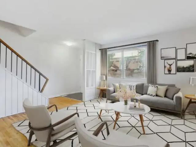 For Rent 3 Bedroom Townhouse Mississauga ON DS103878873