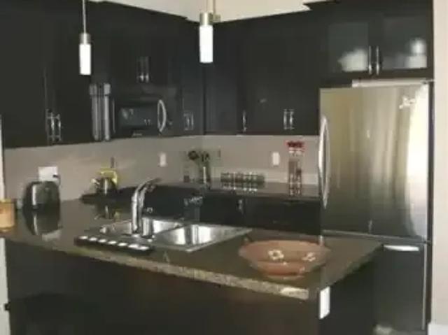 For Rent 3 Bedroom Townhouse New Westminster BC DLS102551568