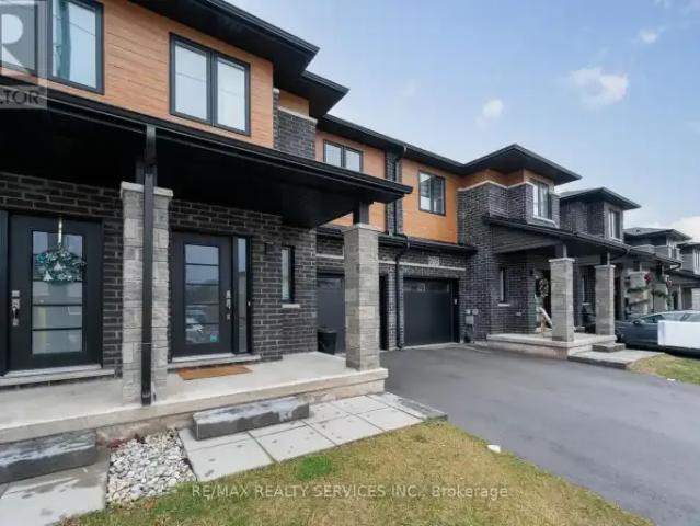 For Rent 3 Bedroom Townhouse Niagara Falls ON DS103338574
