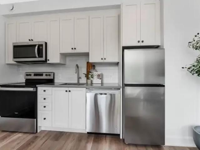For Rent 3 Bedroom Townhouse Ottawa ON DS103338287