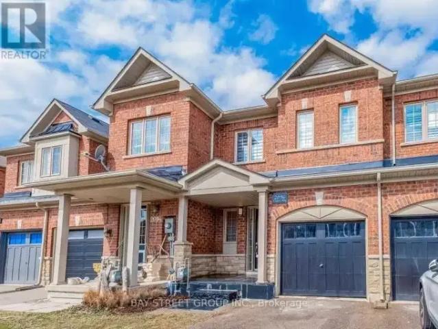 For Rent 3 Bedroom Townhouse Oakville ON DS104183194