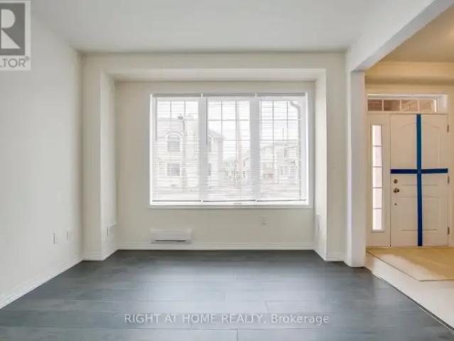 For Rent 3 Bedroom Townhouse Oakville ON DS104794740