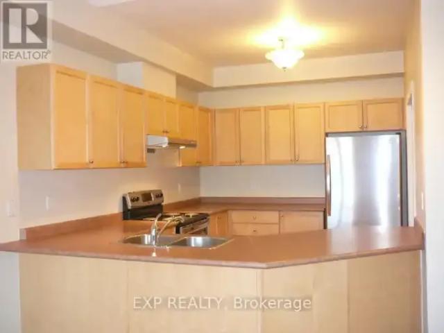 For Rent 3 Bedroom Townhouse Oakville ON DS103151836