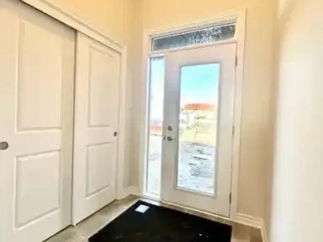 For Rent 3 Bedroom Townhouse Orleans ON DLS102847324