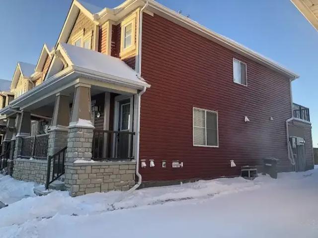 For Rent 3 Bedroom Townhouse Airdrie AB DS104434174