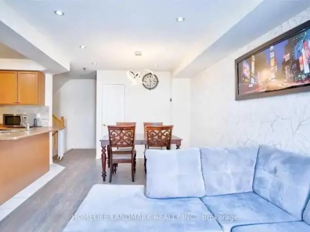 For Rent 3 Bedroom Townhouse Ajax ON DS101687715