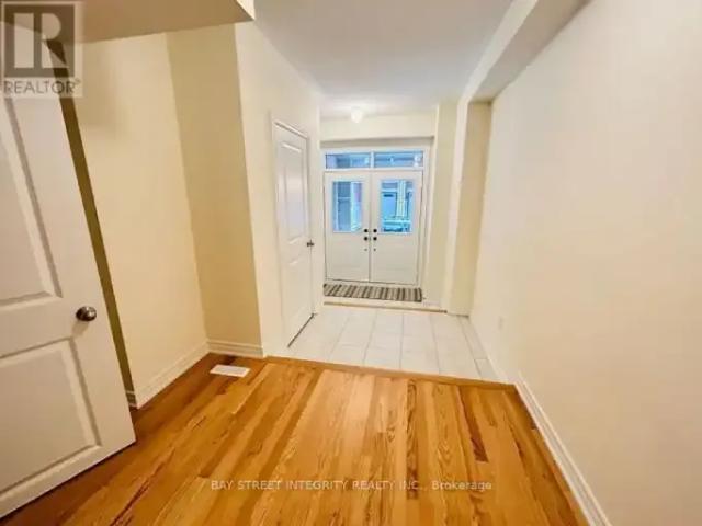 For Rent 3 Bedroom Townhouse Ajax ON DS103840270