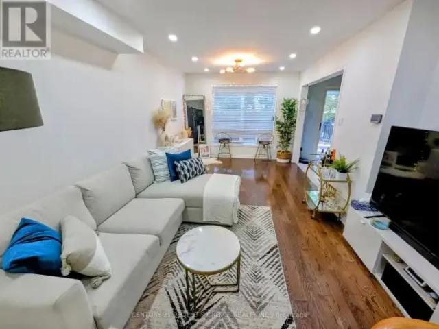 For Rent 3 Bedroom Townhouse Burlington ON DS103594441