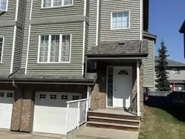 For Rent 3 Bedroom Townhouse Beaumont AB DS96818870