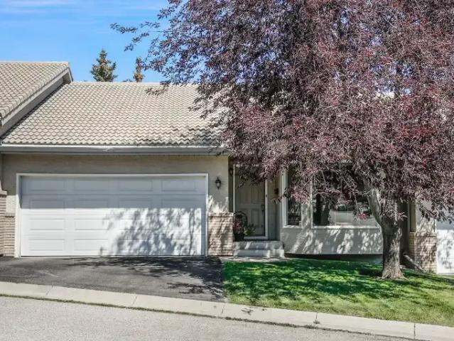For Rent 3 Bedroom Townhouse Calgary AB DS100809445
