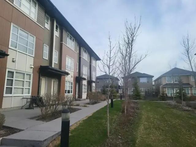 For Rent 3 Bedroom Townhouse Calgary AB DS101300781