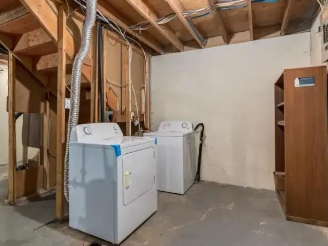 For Rent 3 Bedroom Townhouse Calgary AB DS102715410