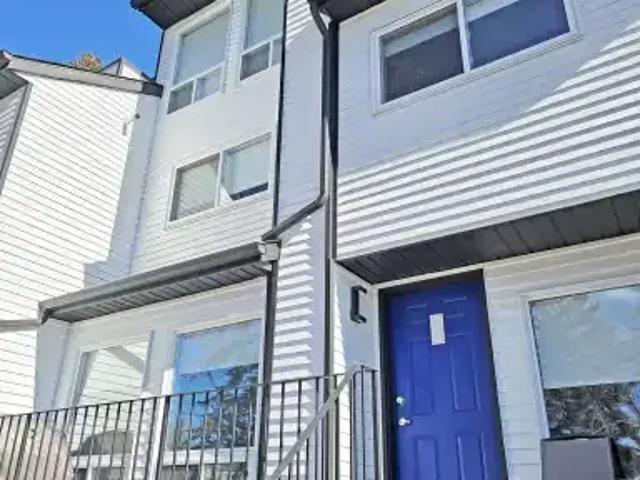 For Rent 3 Bedroom Townhouse Calgary AB DS102845733