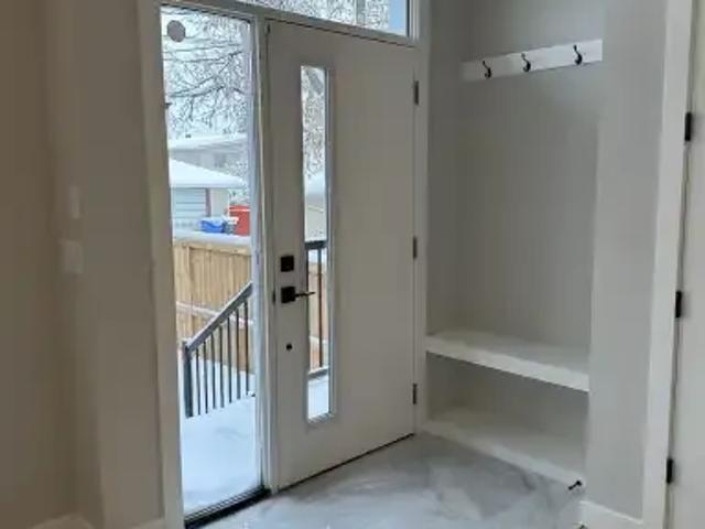For Rent 3 Bedroom Townhouse Calgary AB DS103410751