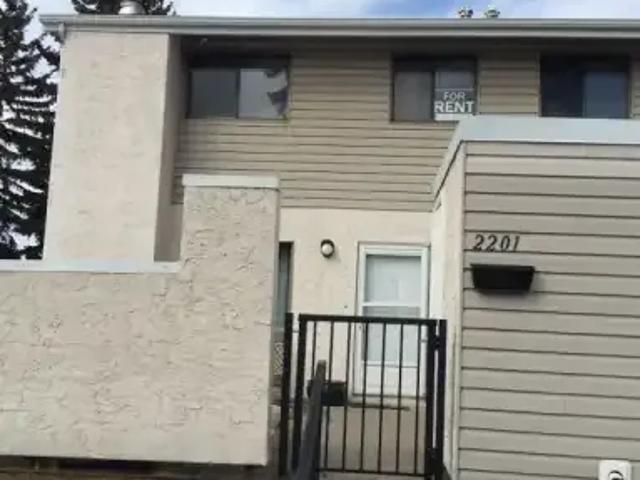 For Rent 3 Bedroom Townhouse Calgary AB DS103301262