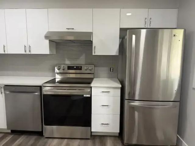 For Rent 3 Bedroom Townhouse Calgary AB DS103322026