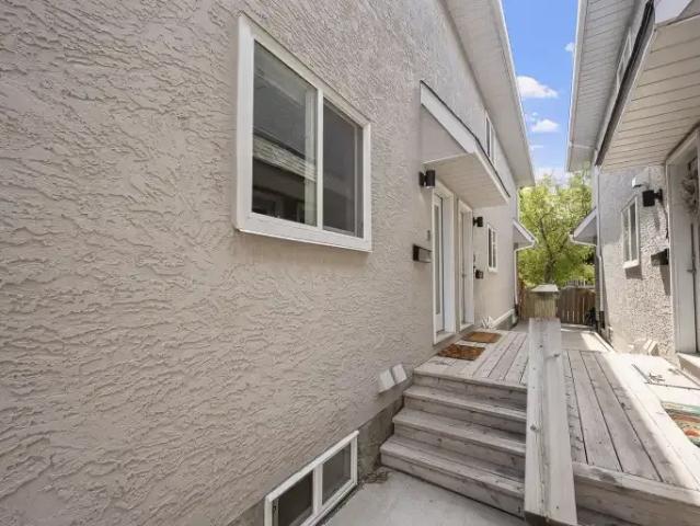 For Rent 3 Bedroom Townhouse Calgary AB DS104434240