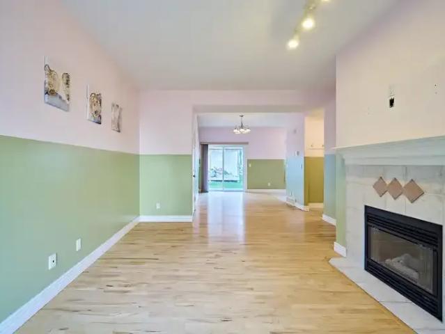 For Rent 3 Bedroom Townhouse Calgary AB DS104681866