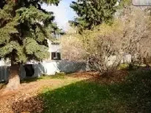 For Rent 3 Bedroom Townhouse Calgary AB DS104910302