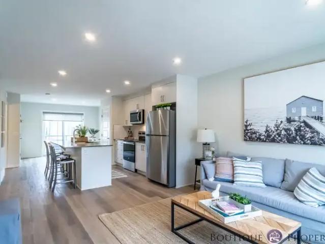 For Rent 3 Bedroom Townhouse Calgary AB DS104957302