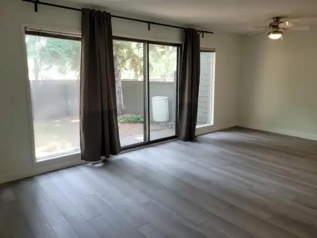 For Rent 3 Bedroom Townhouse Calgary AB DS104178929