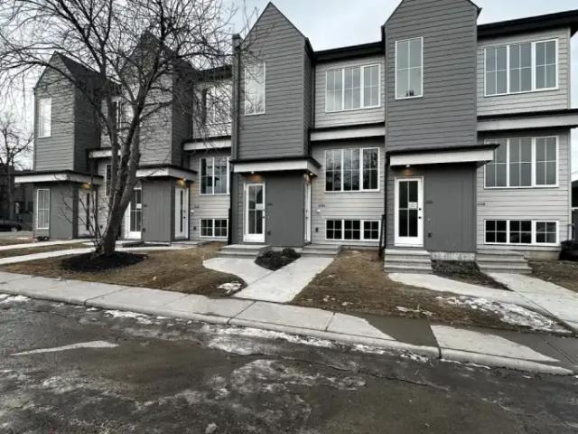 For Rent 3 Bedroom Townhouse Calgary AB DS104179435