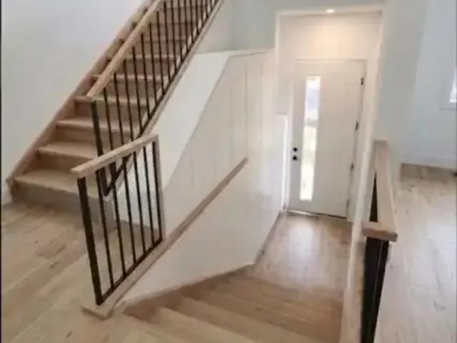 For Rent 3 Bedroom Townhouse Calgary AB DS104181848