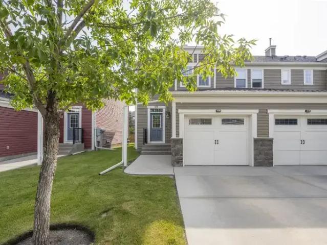 For Rent 3 Bedroom Townhouse Calgary AB DS104181062