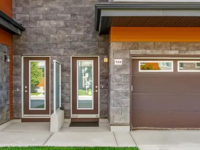 For Rent 3 Bedroom Townhouse Calgary AB DS104182670