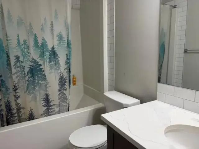 For Rent 3 Bedroom Townhouse Calgary AB DS104182344