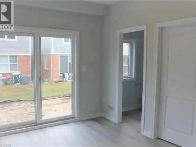 For Rent 3 Bedroom Townhouse Cambridge ON DLS99793915