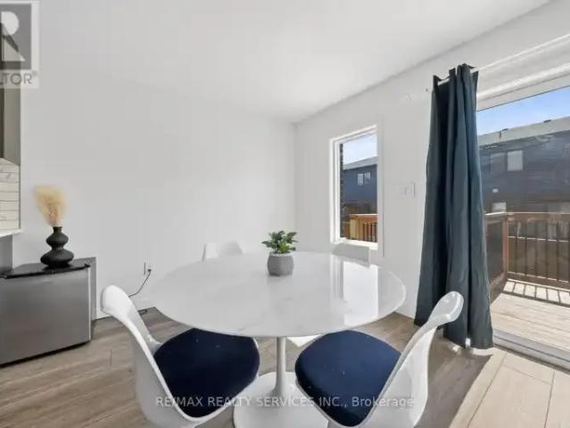 For Rent 3 Bedroom Townhouse Cambridge ON DLS102715435