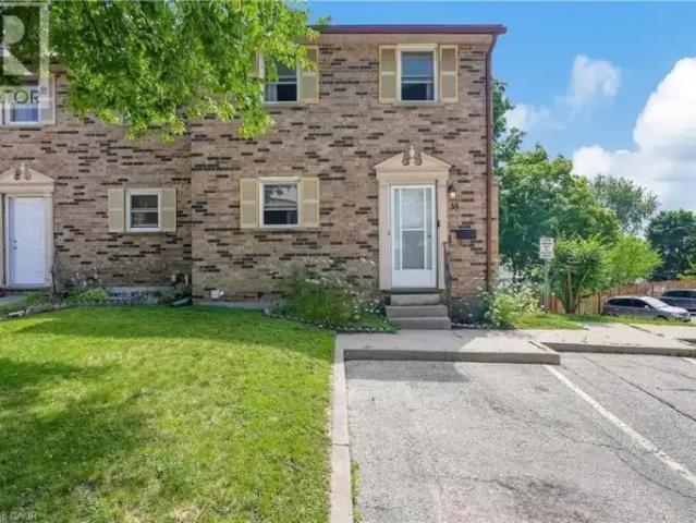 For Rent 3 Bedroom Townhouse Cambridge ON DLS102272453